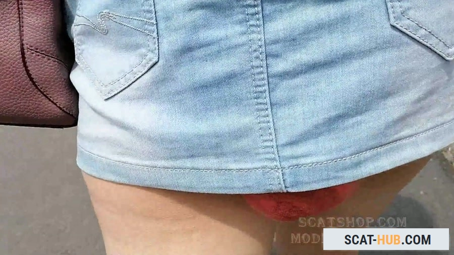 ModelNatalya94 - Going to the store, shit in shorts [FullHD 1080p / mp4 / 656 MB]