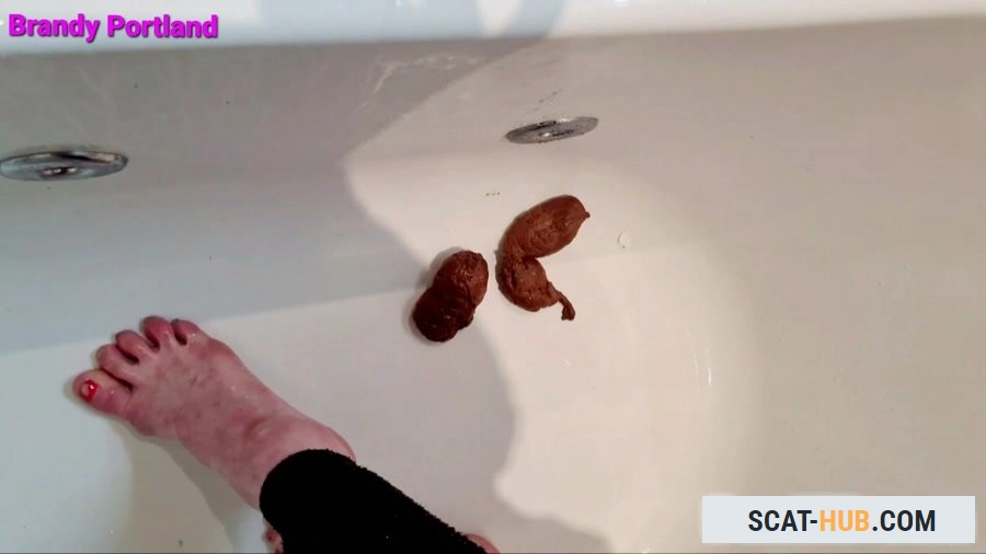 Brandy_Portland - Secret Poop Full House [FullHD 1080p / mp4 / 727 MB]