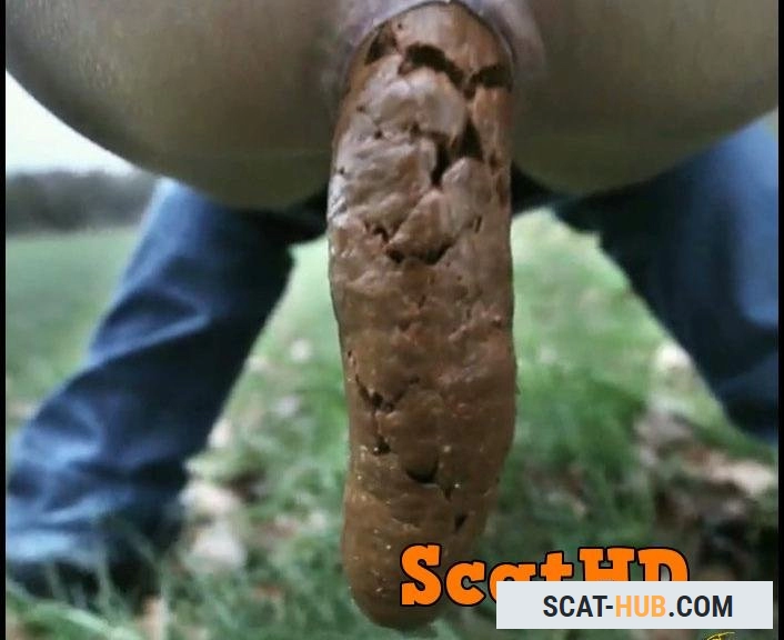 ScatLilSecret - Solo Poop No. 3 [FullHD 1080p / mp4 / 100 MB]