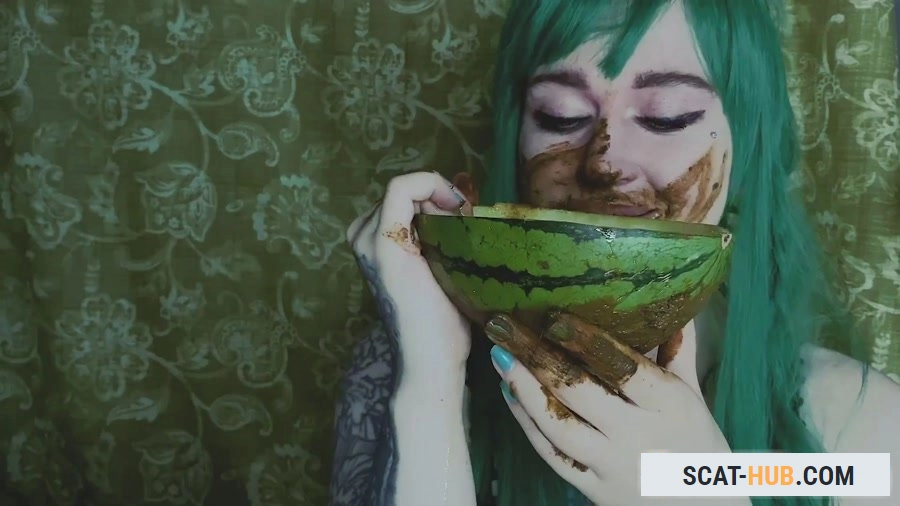 DirtyBetty - Watermelon Head [FullHD 1080p / mp4 / 653 MB]