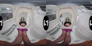 KittyCamTime - Goth Girl Kittycamtime Waters Her Toilet Goblin [2700p / mp4 / 1.53 GB]