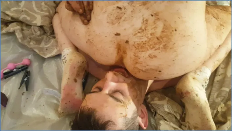 Facesitting with Astra Celestial: Christmas Shitty Massacre Part 5 - scat porn video at Scat-Hub.com