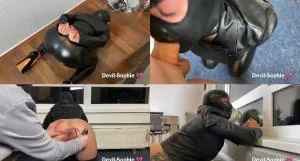 Devil Sophie - Auf frischer Tat ertappt - Piss pervers und Anal Spreizung mit Analcreampie [FullHD 1080p / AVC / 153.88 MB]