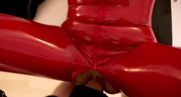 Daynia - Das ultra-perverse Hardcore Latex 3Loch-Fick-Piss-Sperma Inferno 30 12 18 [FullHD 1080p / AVC / 239.34 MB]