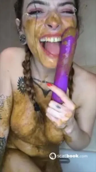 Smearing [SD / mp4 / 23.3 MB]