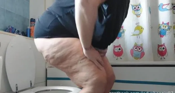 one wc, two asses [HD 720p / AVC / 78.68 MB]