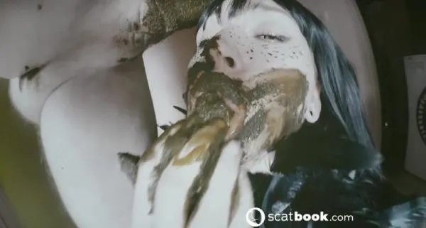 Enormous Huge Turd SCAT Blowjob x Eating [HD 720p / AVC / 139.93 MB]