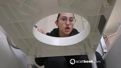 Shitting 01 [HD 720p / mp4 / 58.4 MB]
