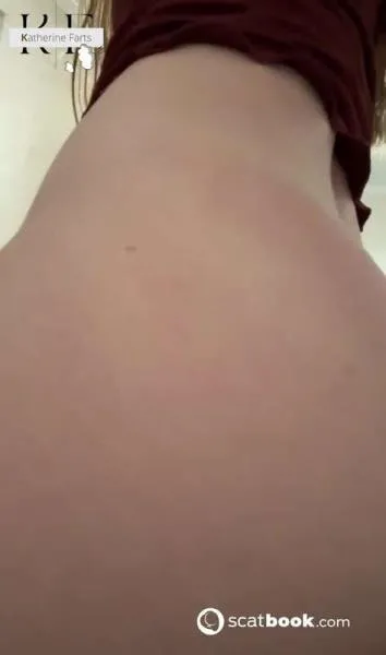Farting nasty on his mouth [HD 720p / AVC / 49.69 MB]