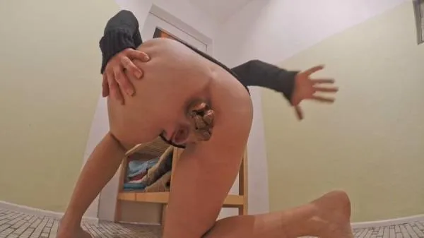 Ninja Pooping [HD 720p / mp4 / 17.4 MB]