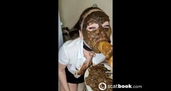 Toilet slave play with 6 loads of shit [FullHD 1080p / AVC / 530.13 MB]
