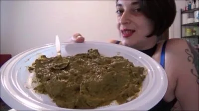 Online Morning Feeding [SD / mp4 / 190 MB] scat-hub.com
