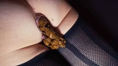 Online Stockings Poop [HD 720p / mp4 / 17.6 MB] scat-hub.com