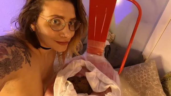 1st Panty Poop [FullHD 1080p / mp4 / 1.06 GB]