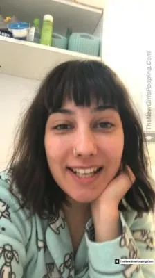 Online Scat Cute Sabrina 10 [SD / mp4 / 70.5 MB] scat-hub.com