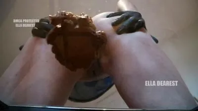 Online Poop Play [HD 720p / mp4 / 19.2 MB] scat-hub.com