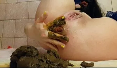 Online A little fingering…and a lot of shit and smear [FullHD 1080p / mp4 / 1.51 GB] scat-hub.com