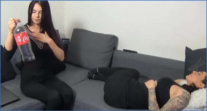HotDirtyIvone (Scat-Shop) - Sarah - scat porn video at Scat-Hub.com